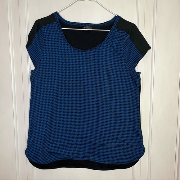 The Limited Tops - The Limited Women’s Cap Sleeve Blue & Black SZ L